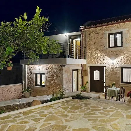 Smaragda Stone Holiday home *